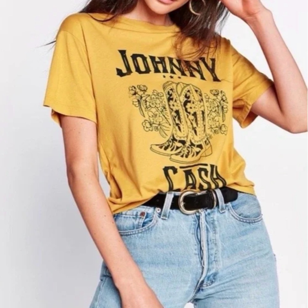 Daydreamer Johnny Cash Mustard Tee